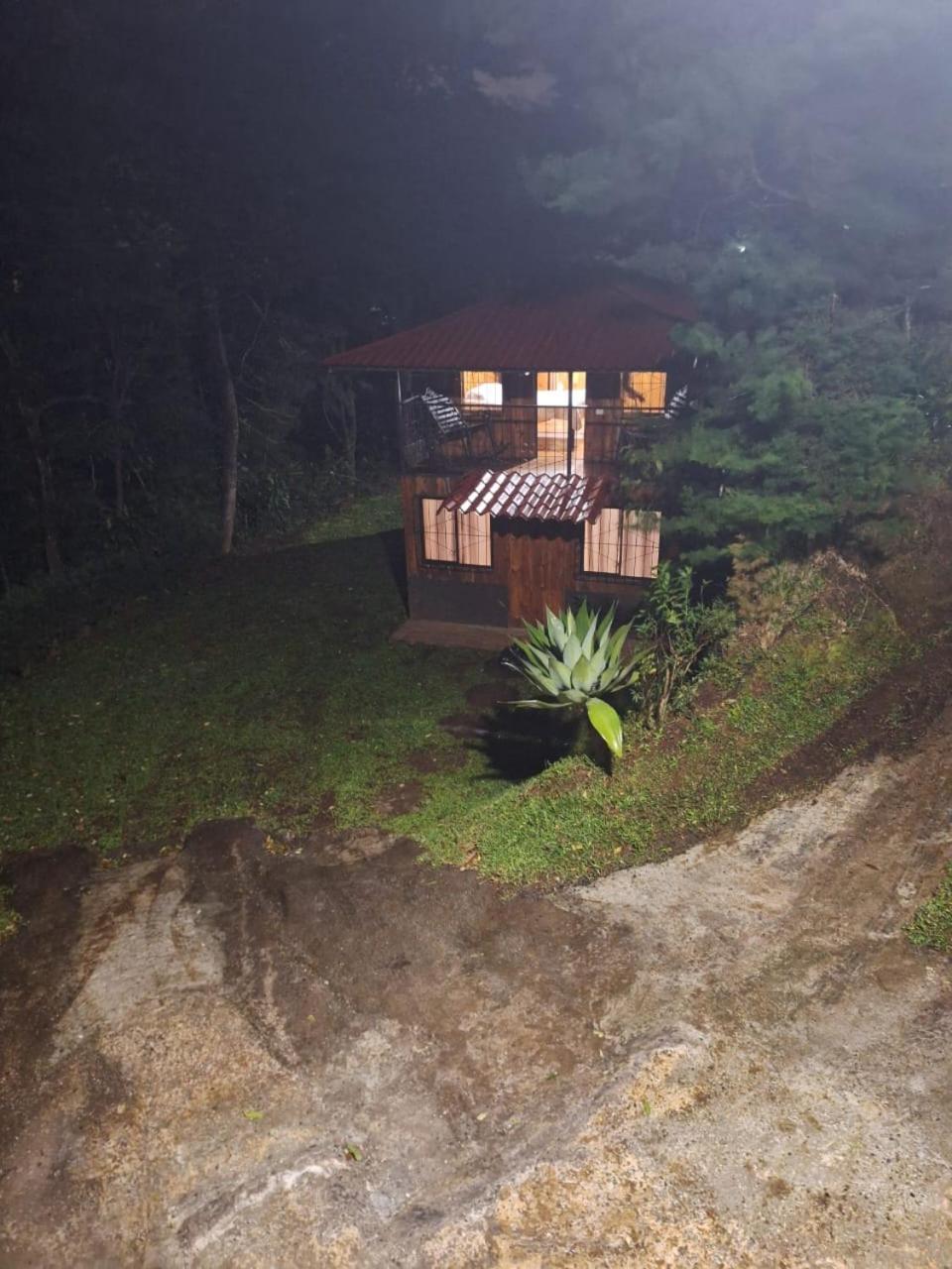 Cabanas Queca! Poas Kültér fotó